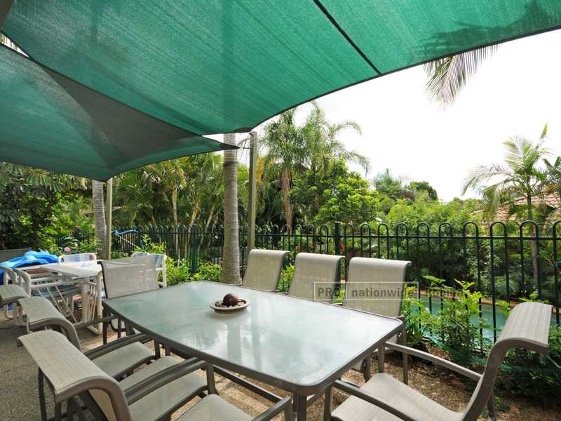 22 Huntingdale Crescent, Robina QLD 4226