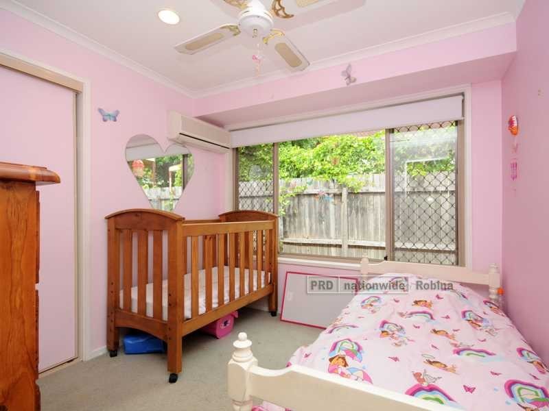 22 Huntingdale Crescent, Robina QLD 4226