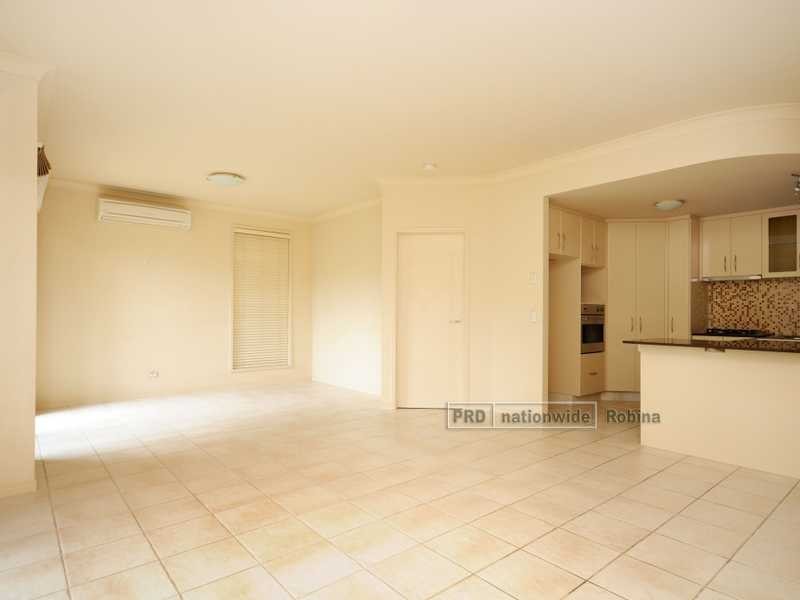 Unit 1048/1 The Cove Cres, Carrara QLD 4211