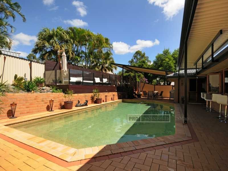 5 Dulwich Place, Robina QLD 4226