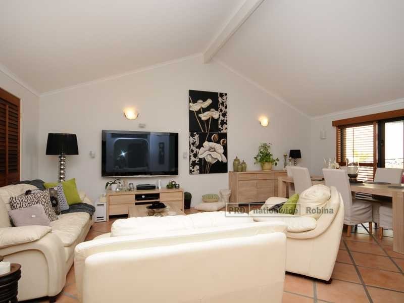 5 Dulwich Place, Robina QLD 4226