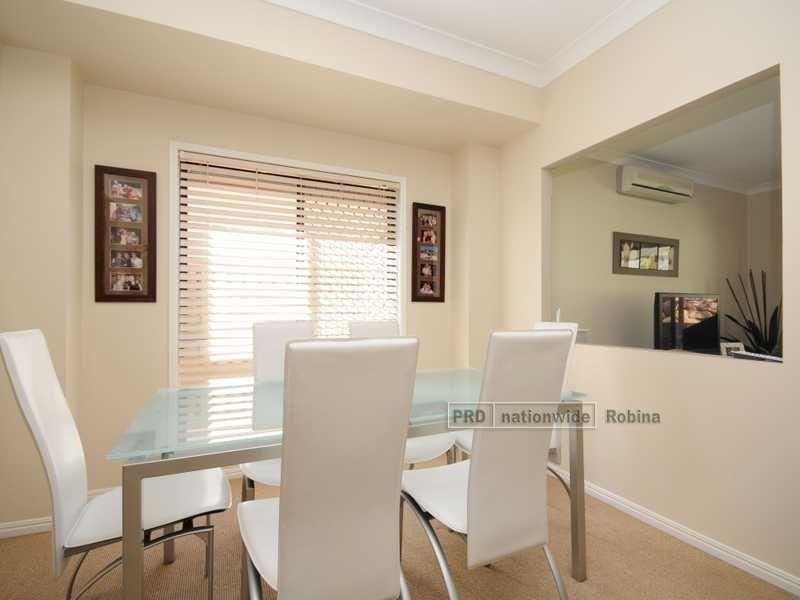 51 Lantau Crescent, Varsity Lakes QLD 4227