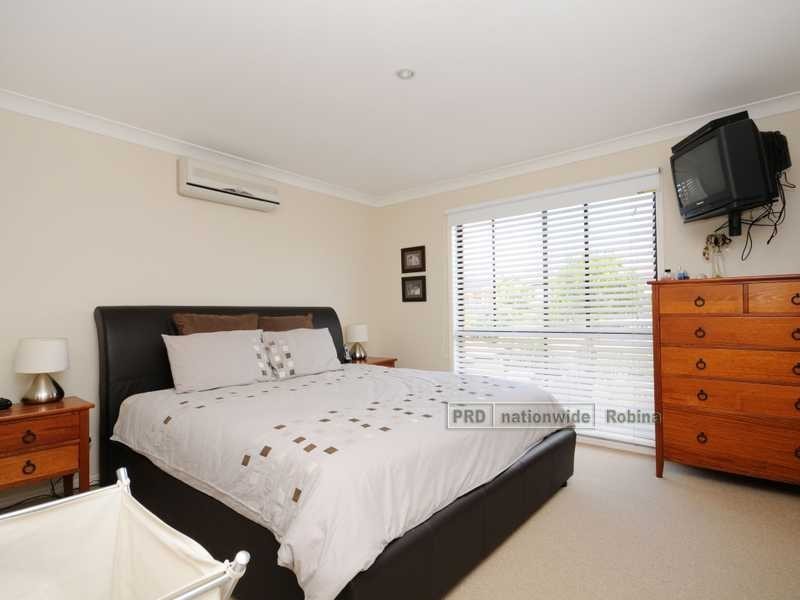 51 Lantau Crescent, Varsity Lakes QLD 4227