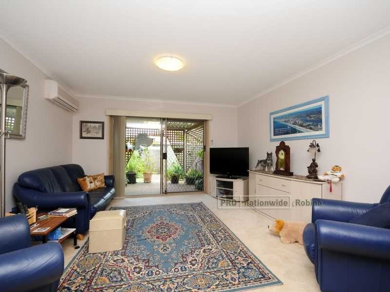 Unit 1/5 Pontoon Place, Varsity Lakes QLD 4227