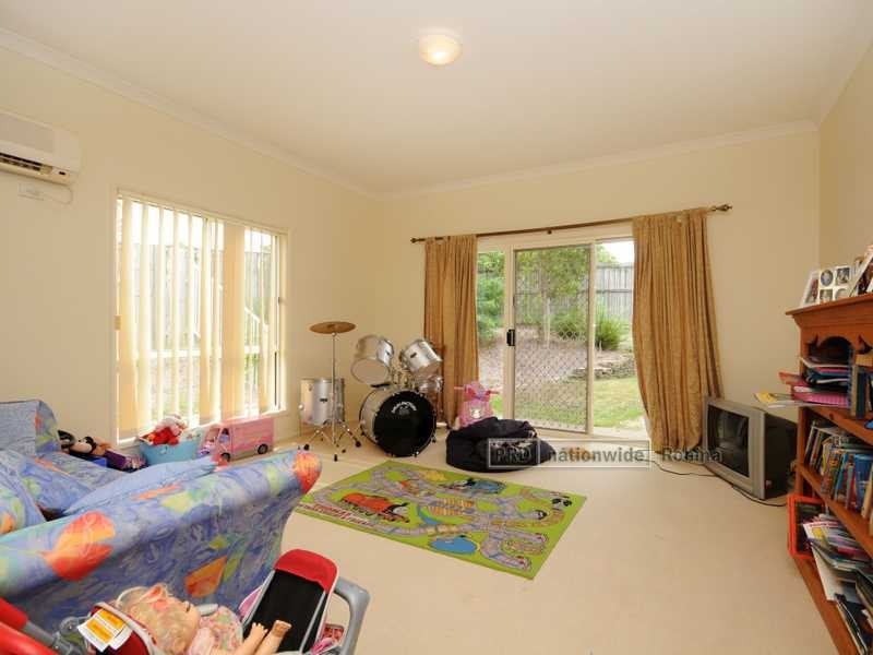 1 Hillbrook Place, Varsity Lakes QLD 4227