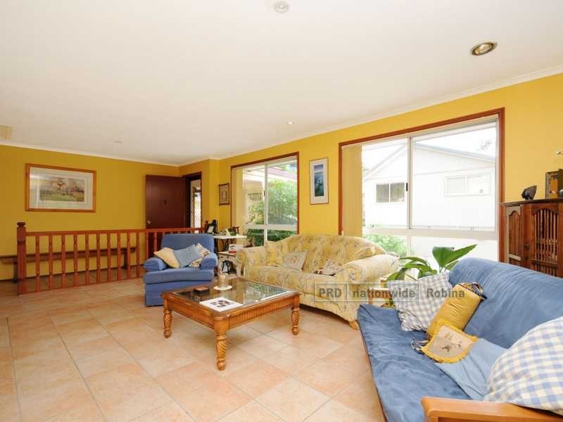 65 Plateau Crescent, Carrara QLD 4211