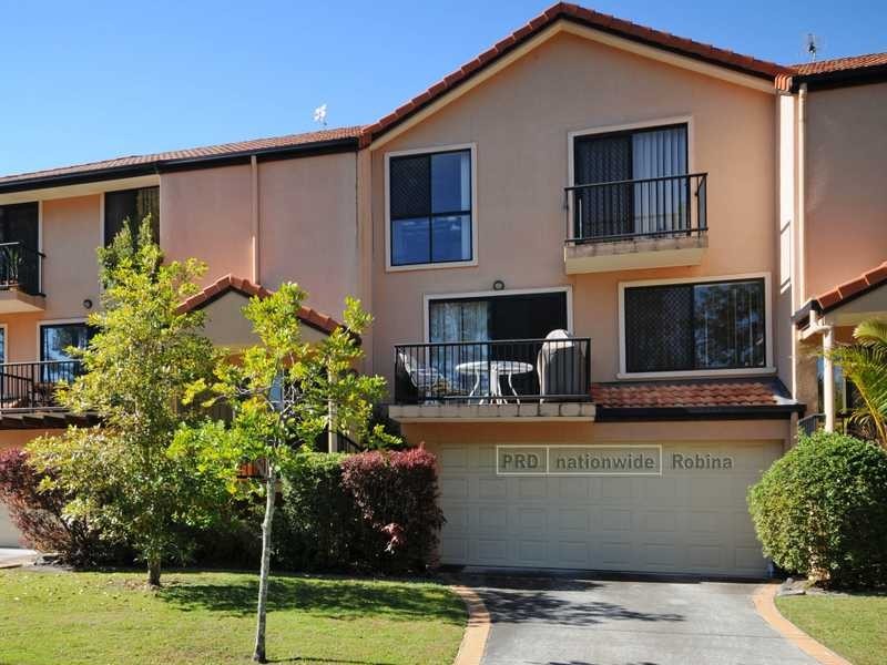 Unit 4/14 Gammon Drive, Varsity Lakes QLD 4227