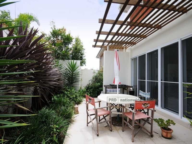 Unit 1/15 Andromeda Parade, Robina QLD 4226