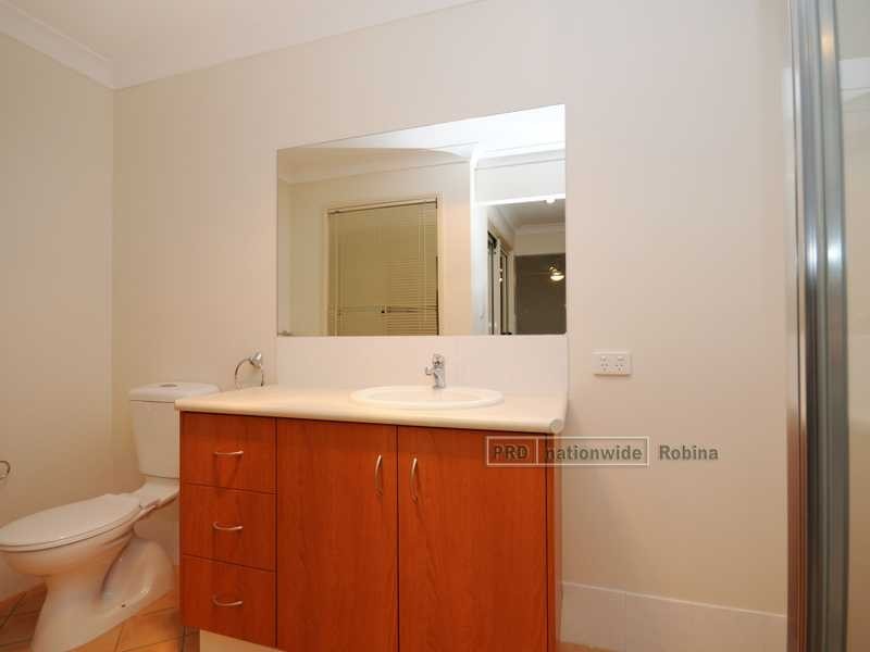 2/40 Leopardwood Circuit, Robina QLD 4226