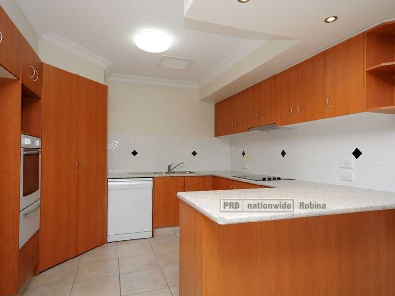 2/40 Leopardwood Circuit, Robina QLD 4226