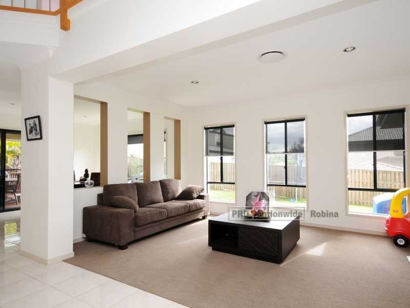 37 Wyangan Valley Way, Mudgeeraba QLD 4213