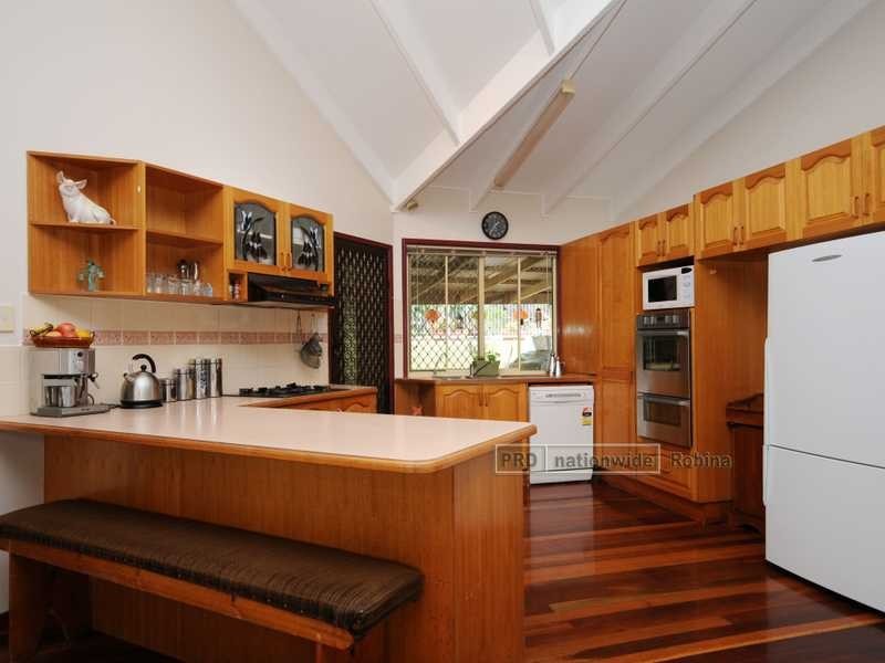 7 Sefton Place, Robina QLD 4226