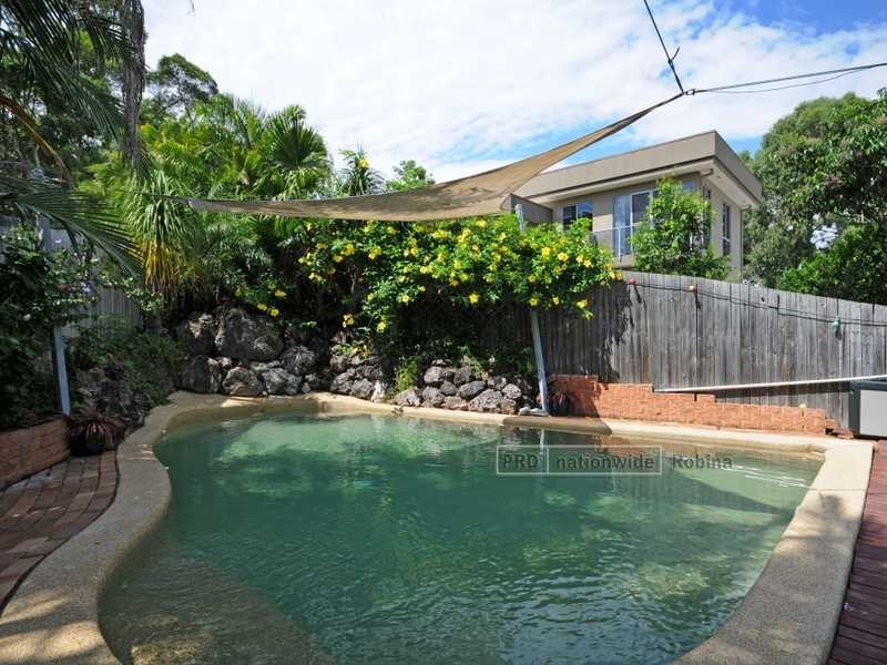 7 Sefton Place, Robina QLD 4226