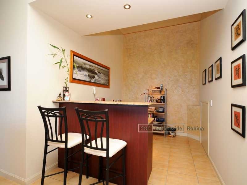 8 Galleria Court, Highland Park QLD 4211