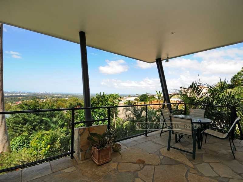 8 Galleria Court, Highland Park QLD 4211