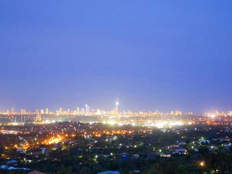 8 Galleria Court, Highland Park QLD 4211