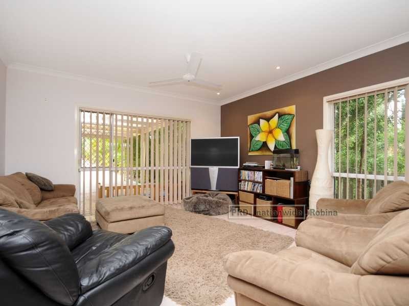 5 Swagman Court, Mudgeeraba QLD 4213