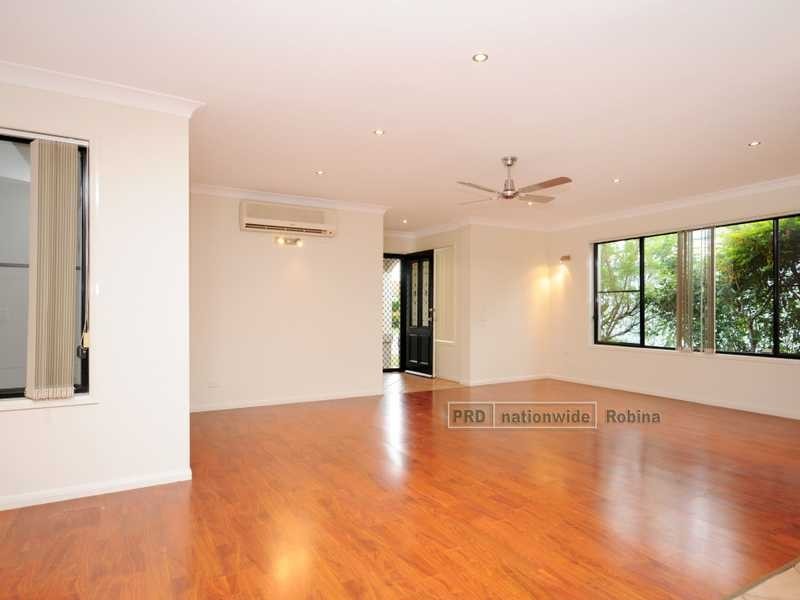 14 Coral Tree Court, Robina QLD 4226