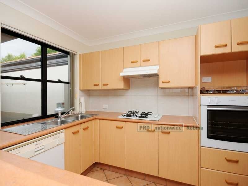 14 Coral Tree Court, Robina QLD 4226