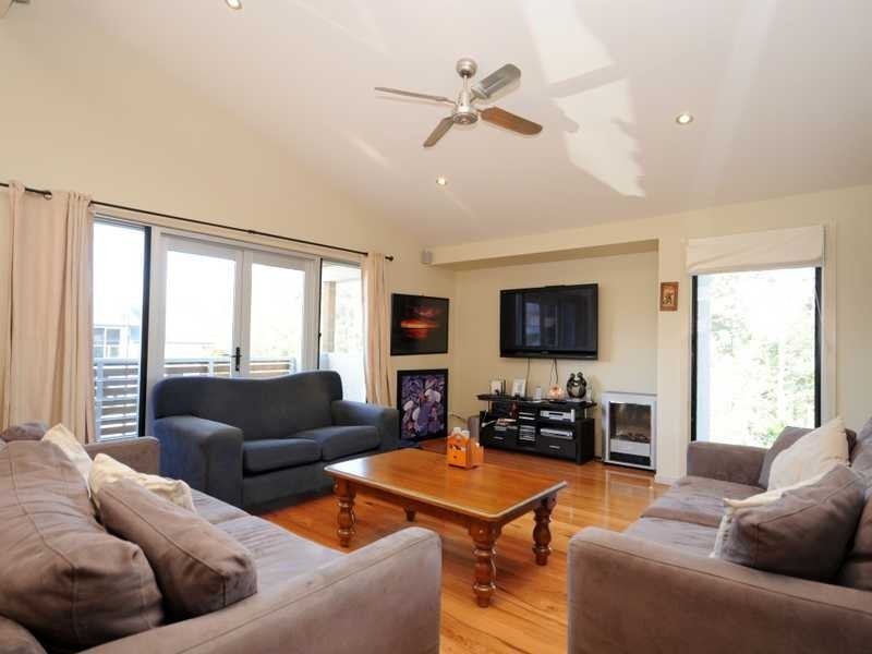 11 Meridien Avenue, Varsity Lakes QLD 4227