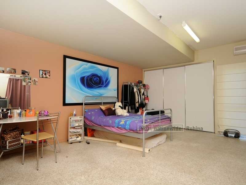 11 Meridien Avenue, Varsity Lakes QLD 4227