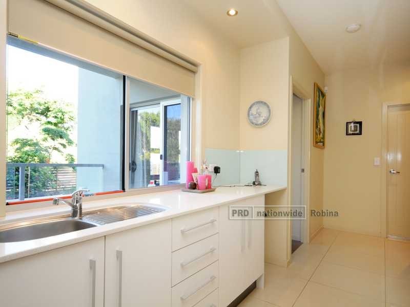 11 Meridien Avenue, Varsity Lakes QLD 4227