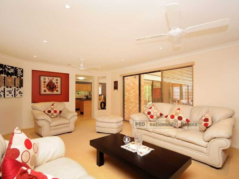 16 Lancewood Circuit, Robina QLD 4226