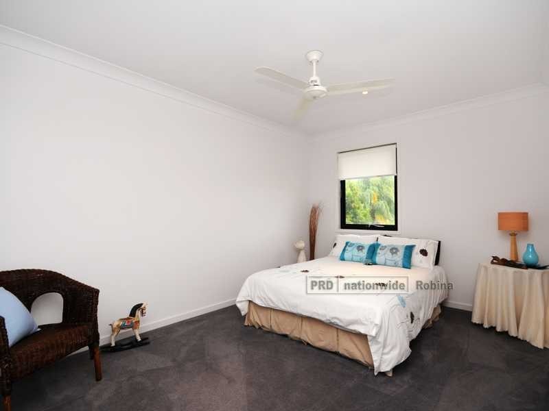 Unit 14/15 Ancona Street, Carrara QLD 4211