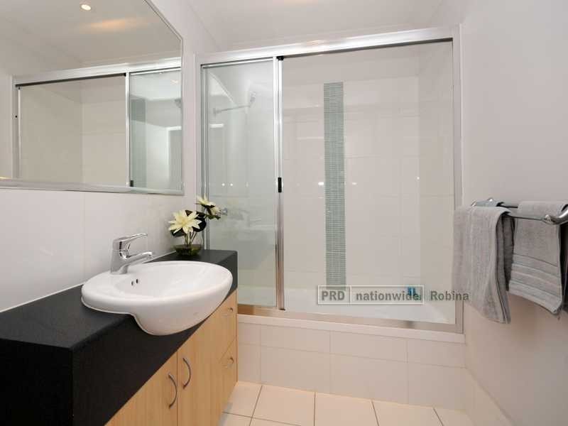 Unit 14/15 Ancona Street, Carrara QLD 4211