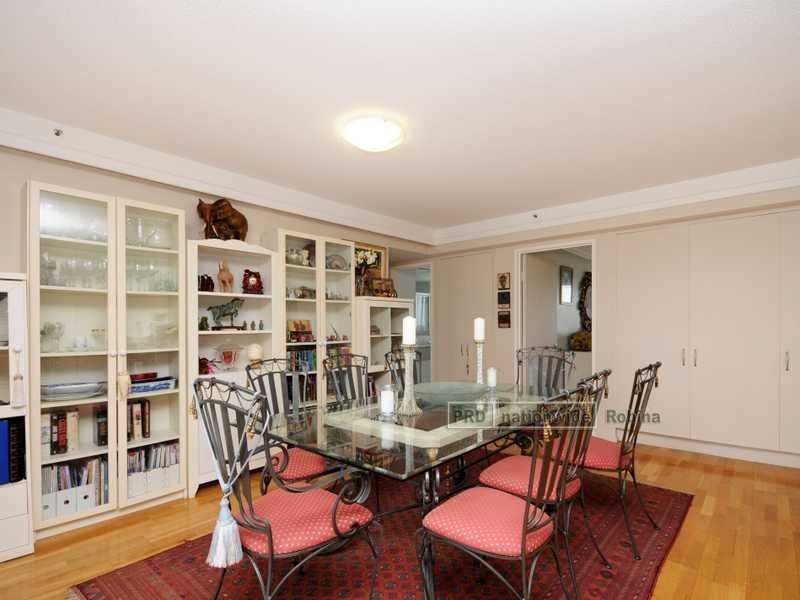 Unit 6A/7 Fern Street, Surfers Paradise QLD 4217