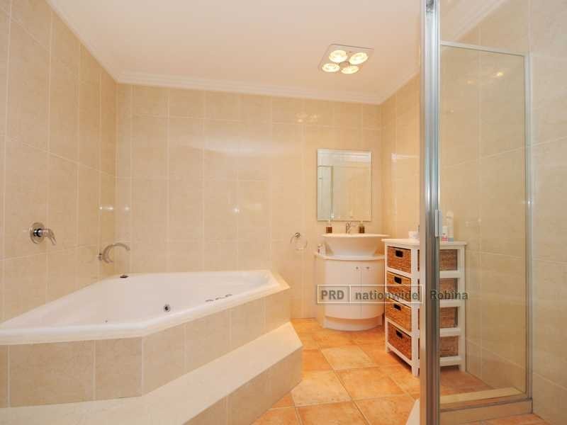 25 Sugarglider Lane, Mudgeeraba QLD 4213