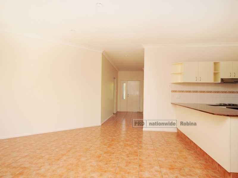 42 Majorca Crescent, Varsity Lakes QLD 4227