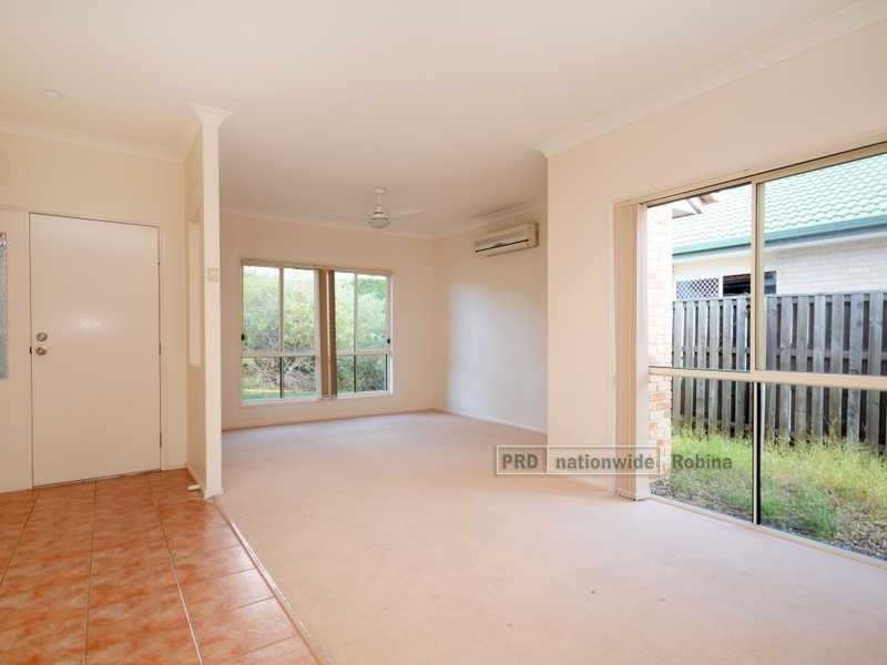 42 Majorca Crescent, Varsity Lakes QLD 4227