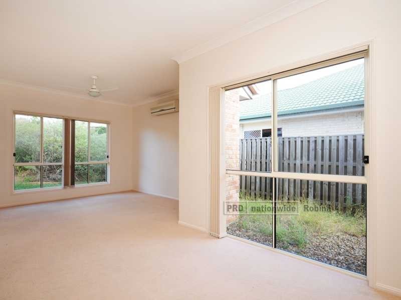42 Majorca Crescent, Varsity Lakes QLD 4227