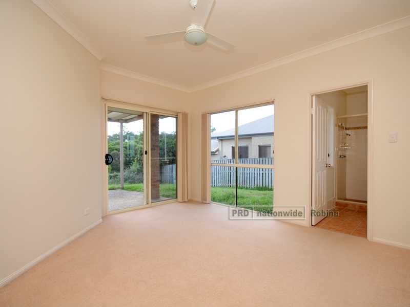 42 Majorca Crescent, Varsity Lakes QLD 4227