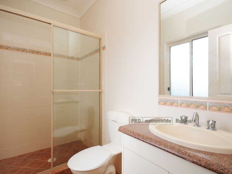 42 Majorca Crescent, Varsity Lakes QLD 4227