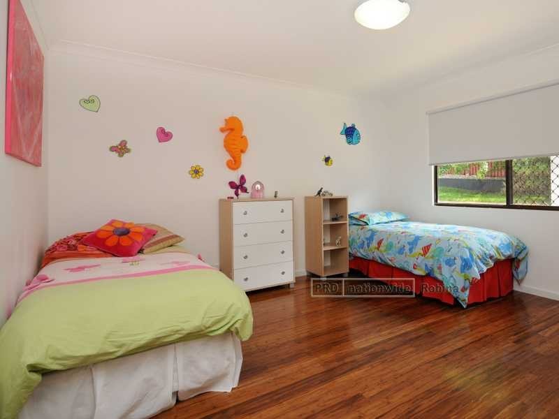 9 Goodman Close, Highland Park QLD 4211