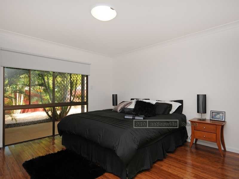 9 Goodman Close, Highland Park QLD 4211