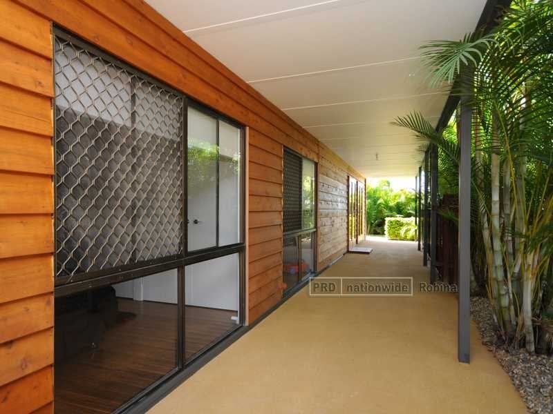 9 Goodman Close, Highland Park QLD 4211