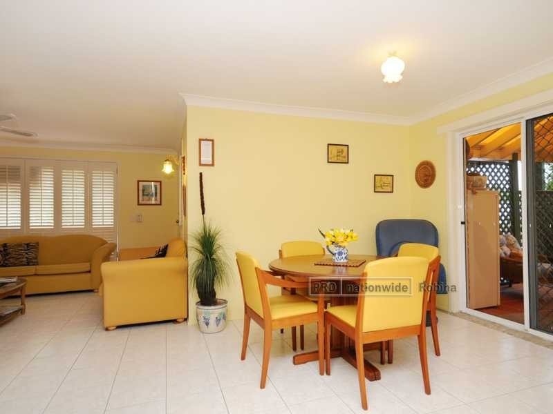 27 Mercator Court, Carrara QLD 4211