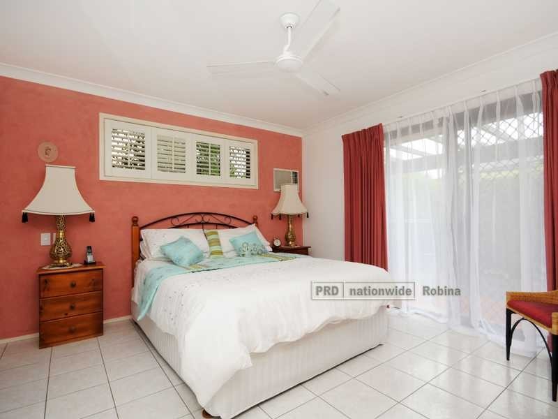 27 Mercator Court, Carrara QLD 4211