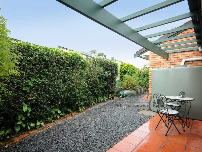 27 Mercator Court, Carrara QLD 4211