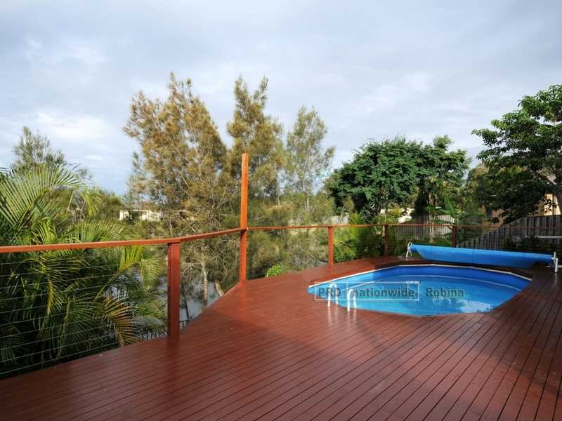 72 Harrier Drive, Burleigh Waters QLD 4220