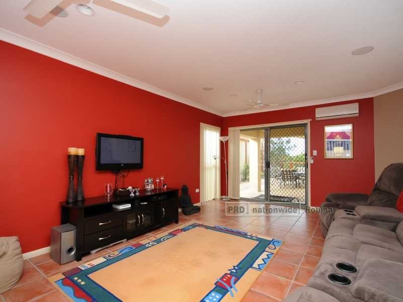 72 Harrier Drive, Burleigh Waters QLD 4220