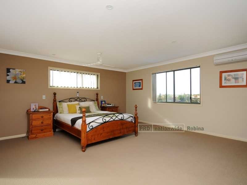 72 Harrier Drive, Burleigh Waters QLD 4220