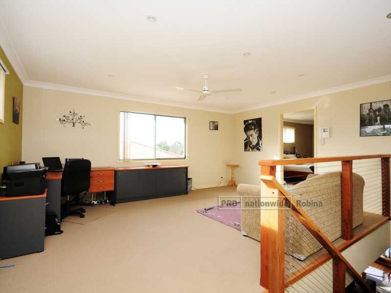 72 Harrier Drive, Burleigh Waters QLD 4220