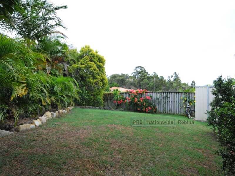 23 Glastonbury Drive, Mudgeeraba QLD 4213