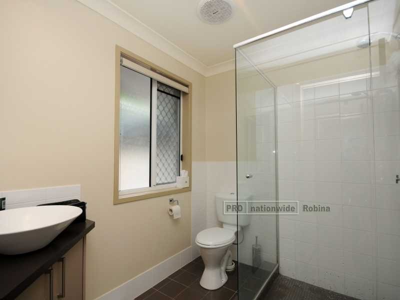 126 Plateau Cres, Carrara QLD 4211