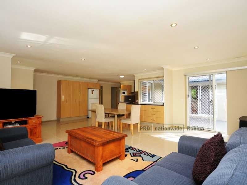 126 Plateau Cres, Carrara QLD 4211