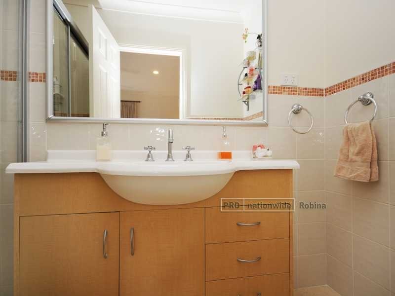 Unit 1/17 Eugenia Circuit, Robina QLD 4226